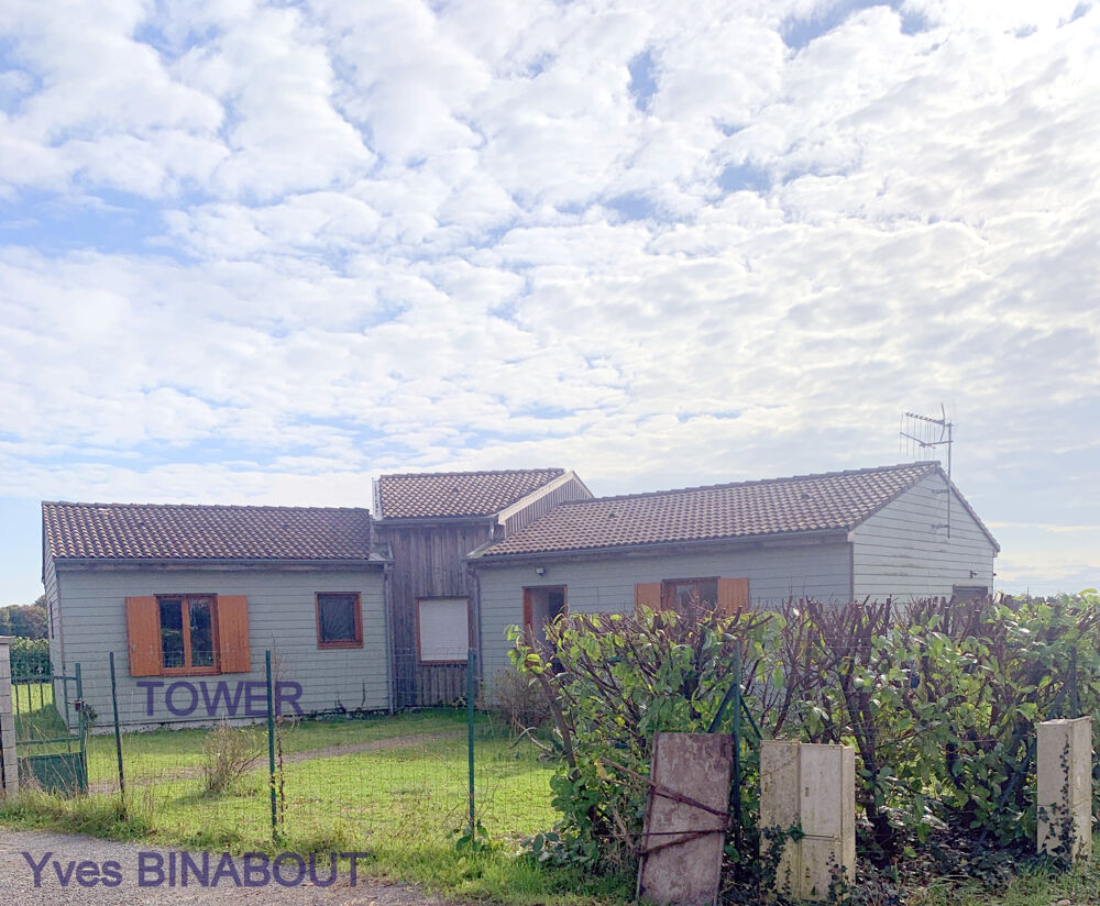 THORS 17160 - Maison 6 piéces de plain pied de 127 m2 habitables édifiée sur 1000 m2 avec garage.
