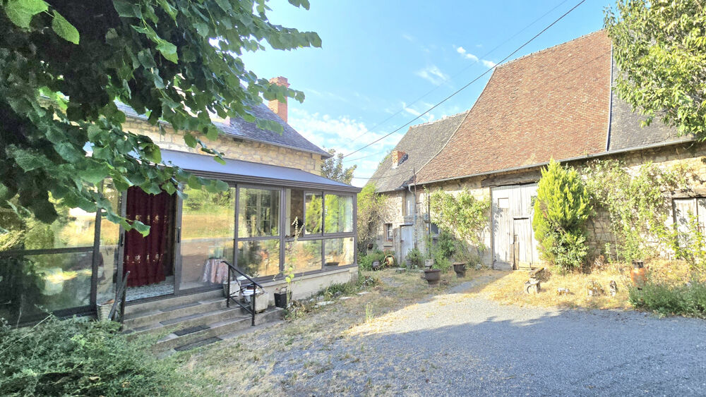 Corps de ferme, terrain de 2500 m2 environ