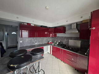  Maison à vendre 8 pièces 137 m²