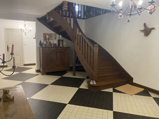  Propri�t�/ch�teau � vendre 12 pi�ces 388 m�