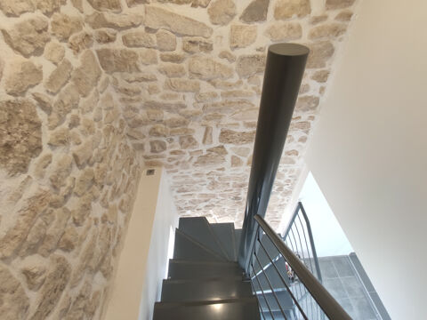   Jolie Maison rnove avec terrasse et garage Maison - 4 pice(s) - 70 m