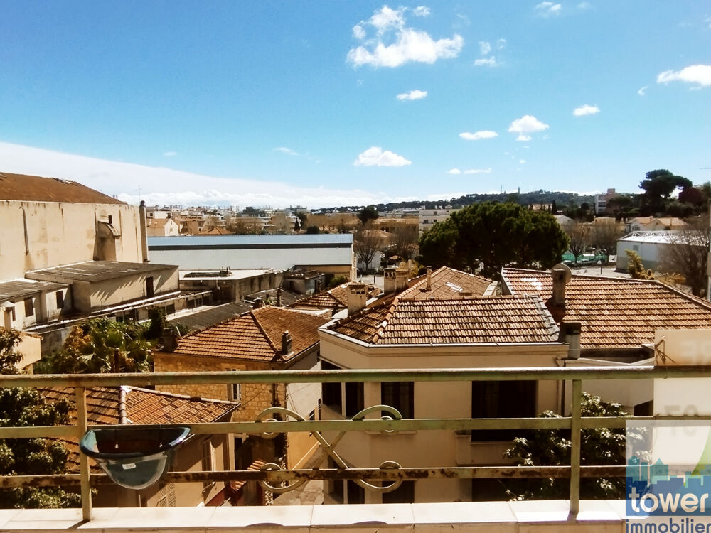 Vente Appartement Vaste Appartement Traversant de Plus de 100m2 sans Vis--Vis Direct - Terrasse Ensoleille au Cur de la Ville Antibes