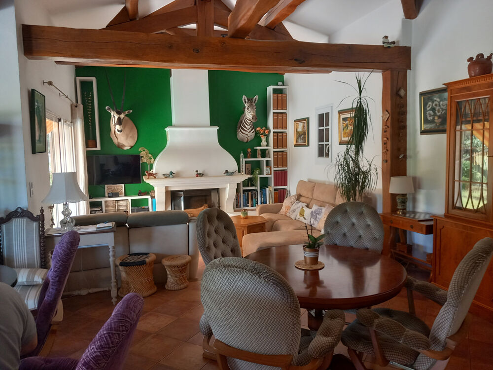 Villa T5 de plain-pied sur grand terrain constructible dans un cadre privilégié