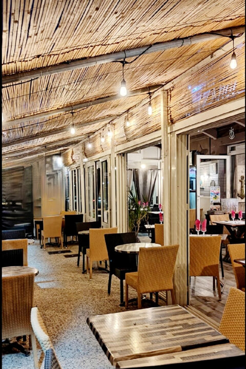 FOND DE COMMERCE RESTAURANT SPACIEUX AVEC GRAND LOGEMENT 195000 30240 Le grau du roi