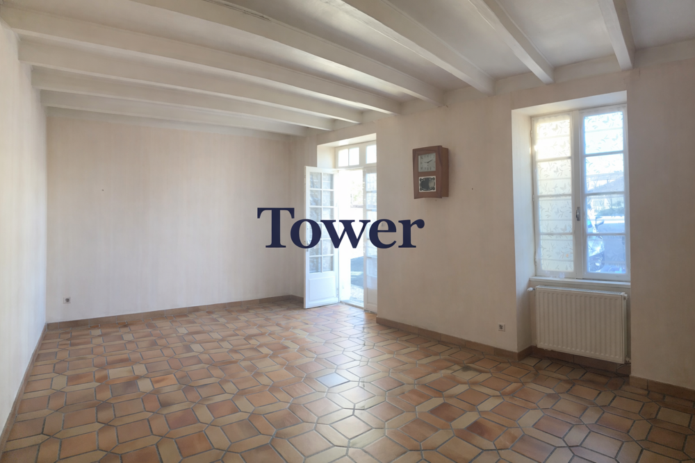 Maison 4 pièces 110 m² · à Matha · 110 m² · 77 000 €