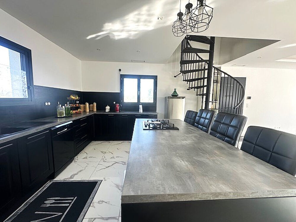 Vente Maison ST HILAIRE � 5 mn de Muret Maison Contemporaine en T5 R�cente de 144 m2 avec Garage et Piscine sur Terrain de St hilaire