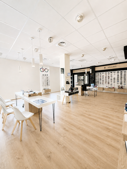 local commercial emplacement strat&eacute;gique pour activit&eacute;s de sant&eacute; 200000 34470 Perols
