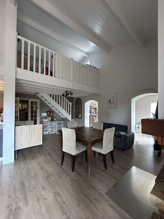 Maison 5 pièces 133 m² · à Saint-Sulpice-Et-Cameyrac · 133 m² · 389 000 €