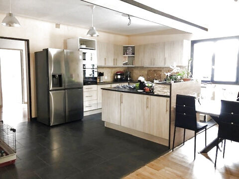   Maison 5 pi�ces 140 m2 4 chambres Maison - 5 pi�ce(s) - 141 m�