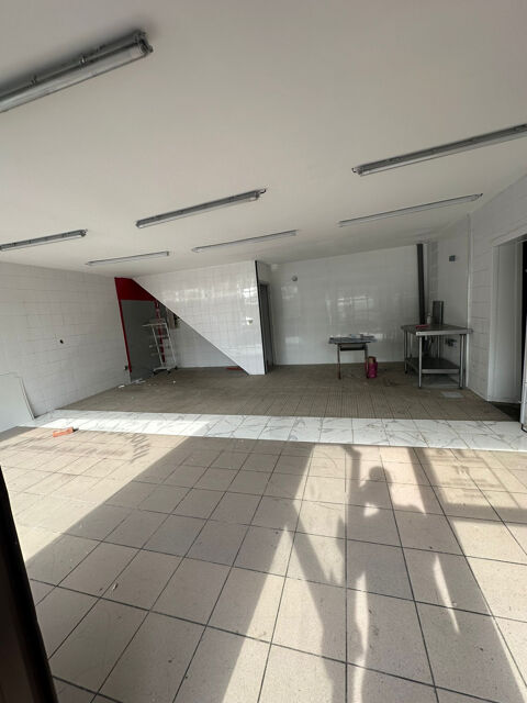 GISORS LOCAL COMMERCIAL 133750 27140 Gisors