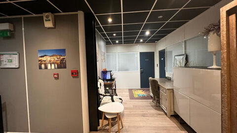 LOUE BUREAU  CLIMATISE D'UNE SURFACE DE 18 M2   A  LA VALENTINE 550 13011 La valentine