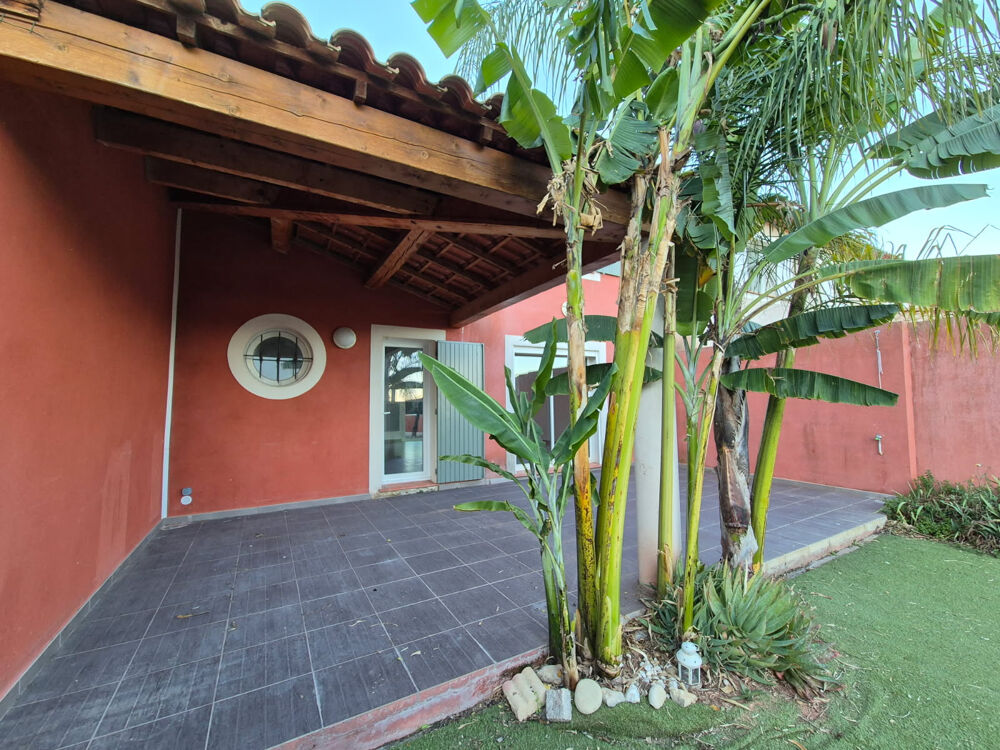 VILLA T4 avec GARAGE sur terrain PISCINABLE