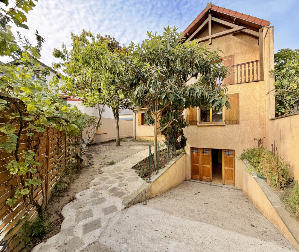 Vente Maison Maison individuelle au calme avec sous-sol total et jardin arboré   Drancy Drancy