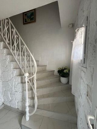  Maison  vendre 6 pices 190 m