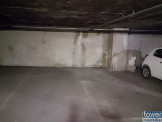  Parking / Garage  vendre 11 m