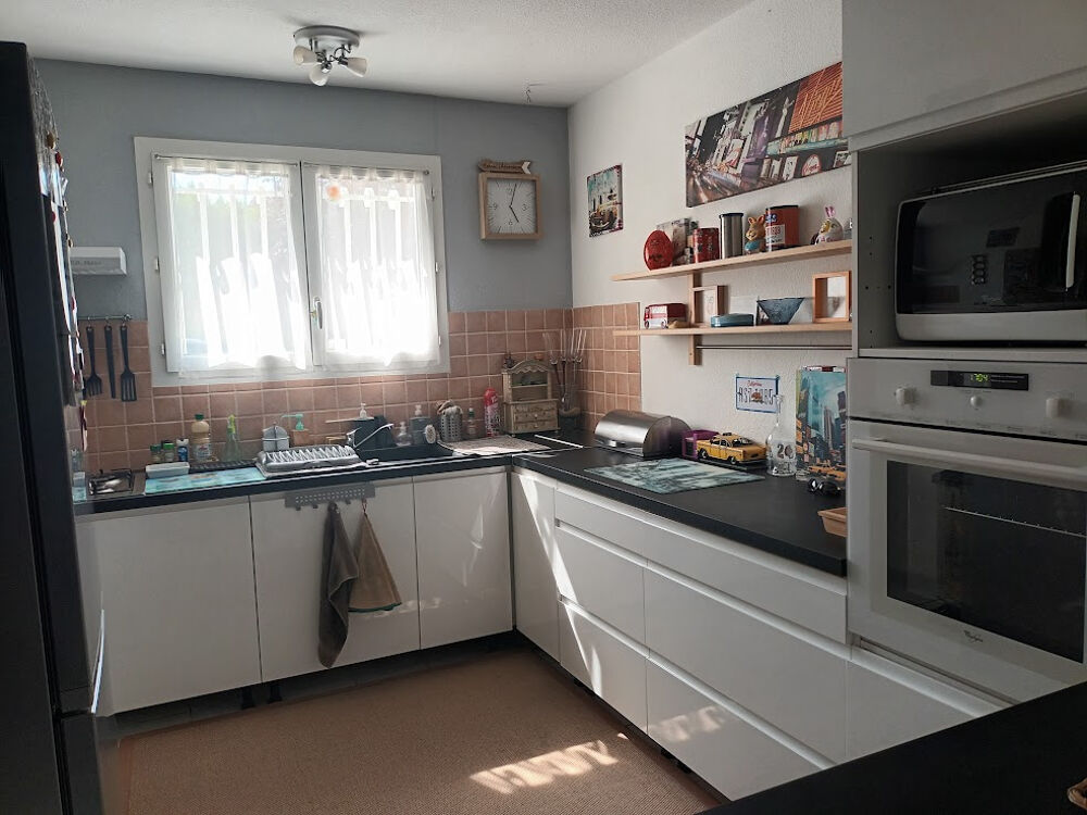 VILLA 3 CHAMBRES GARAGE JARDIN