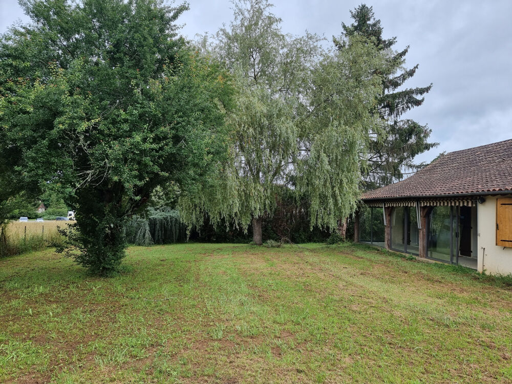 Vente Maison VILLA  de 80 m2 - 2 Chambres avec garage accolé. Terrain de 1080 m2 Cherveix cubas