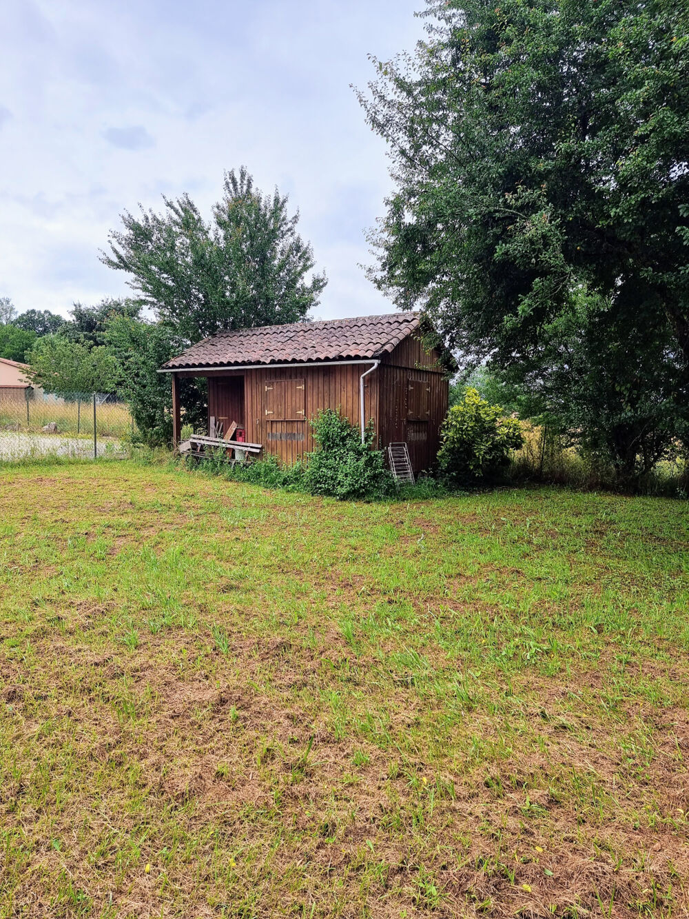 Vente Maison VILLA  de 80 m2 - 2 Chambres avec garage accolé. Terrain de 1080 m2 Cherveix cubas