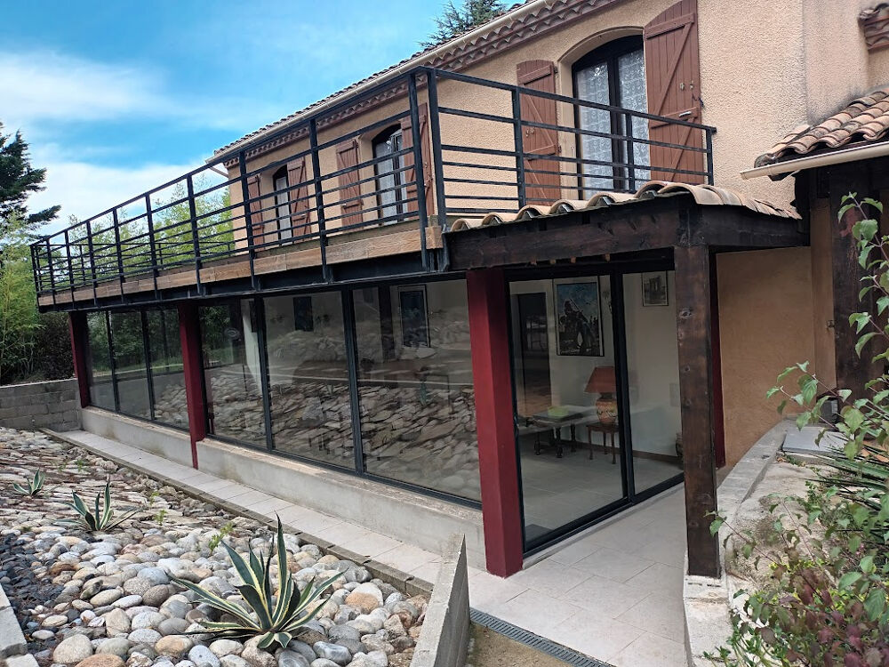 VILLA 6 CHAMBRES GARAGE JARDIN PISCINE TERRASSE
