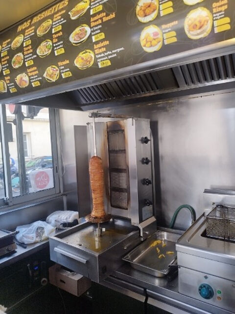   Restaurant rapide avec extraction très bon emplacement Levallois centre ville tout équipé 