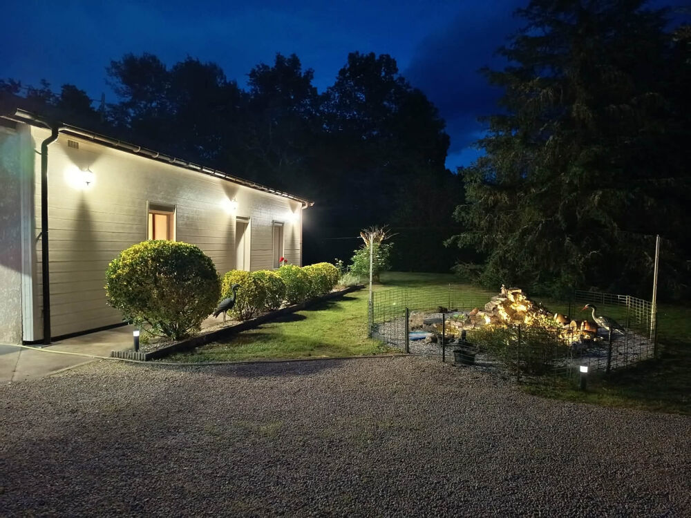 Vente Maison Maison de caractère 132 m2   Terrain arboré de 5 000 m2   Calme absolu Moustey