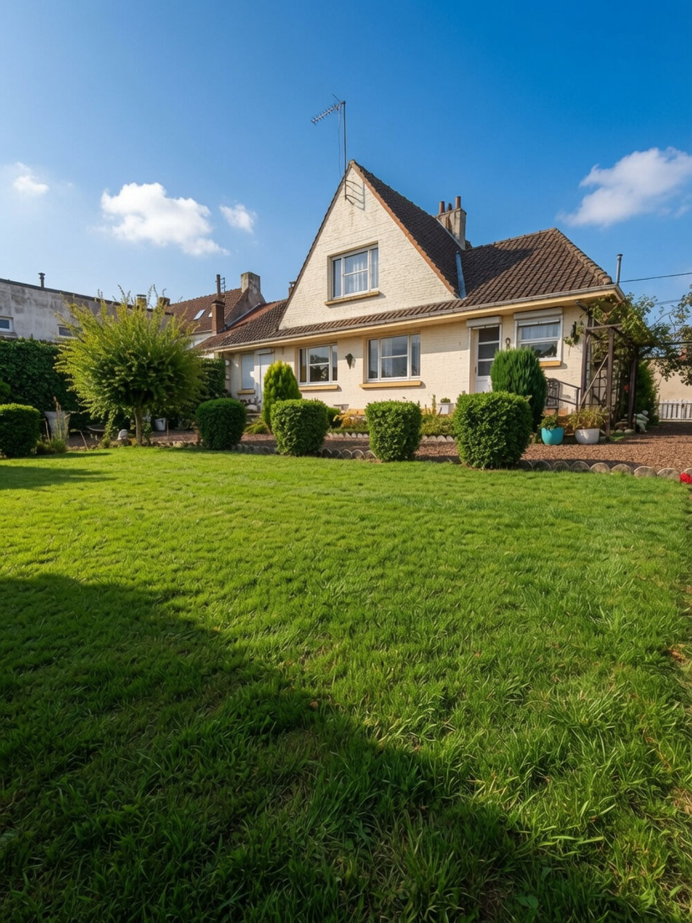 Charmante maison de 105m2 sur un terrain de 470m2