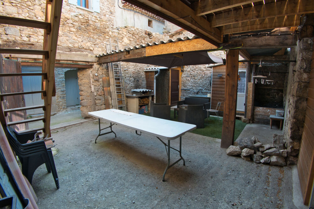 Superbe Maison de village 90 m2 intégralement restaurée - Patio (46m2) et jardin (82m2)