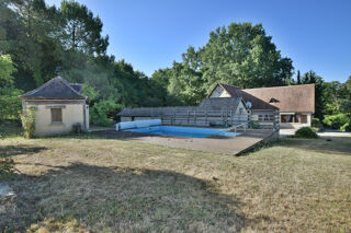  Maison  vendre 8 pices 228 m