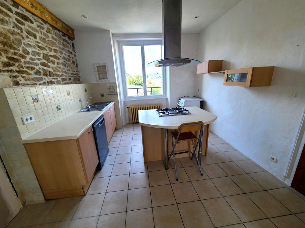 LESNEVEN MAISON T6 CENTRE VILLE