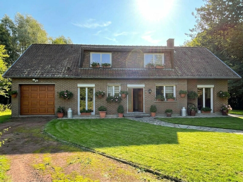 Vente Maison Propriété d'exception avec étang, bois et maison de 149 m2 Berlencourt le cauroy