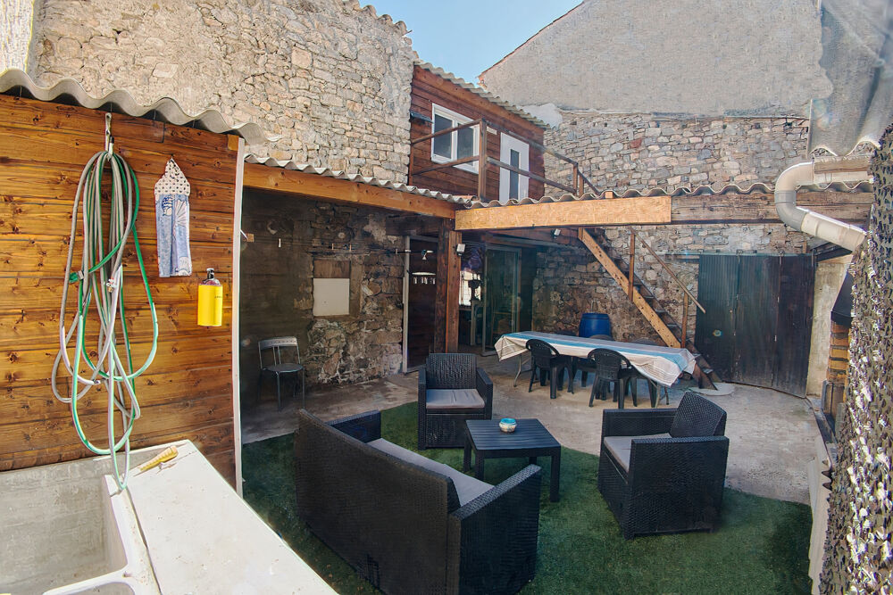 Superbe Maison de village 90 m2 intégralement restaurée - Patio (46m2) et jardin (82m2)