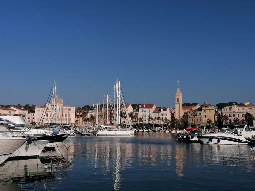 Vente Appartement T3 et jardin VUE MER avec GARAGE et PARKING Six fours les plages