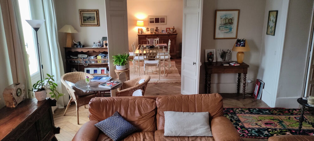 Vente Maison Maison de village de 290m2 atypique à 30 minutes de Paris centre St prix