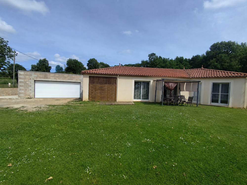 Maison 4 pièces 96 m² · à Ste Croix · 96 m² · 235 000 €