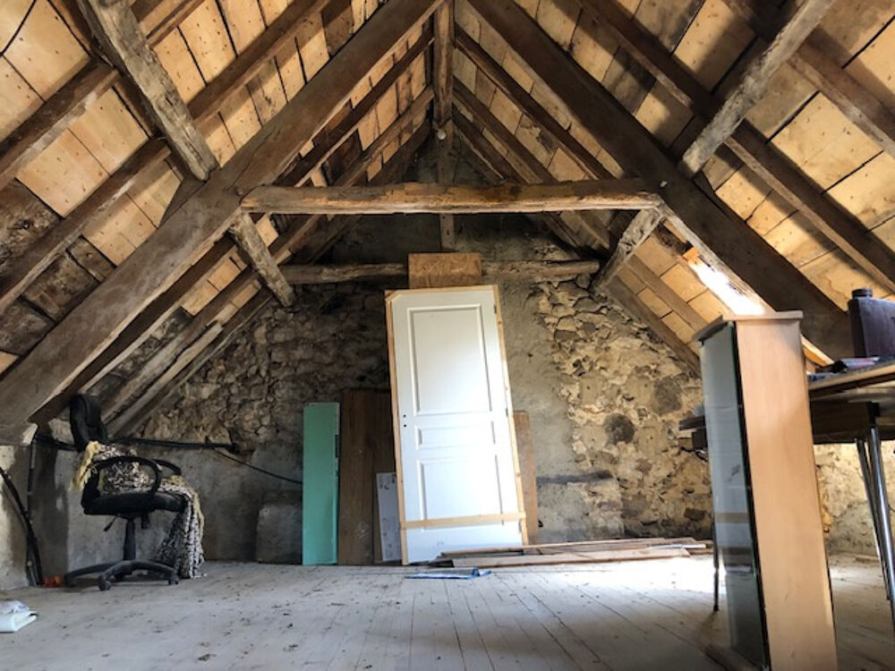 A vendre corps de ferme avec fort potentiel - LA Fouillade 12200