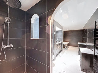  Maison � vendre 8 pi�ces 201 m�