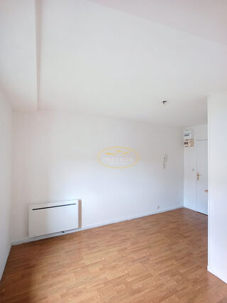  Appartement à louer 1 pièce 17 m²