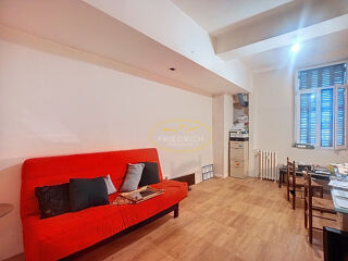 Appartement à louer 4 pièces 123 m²
