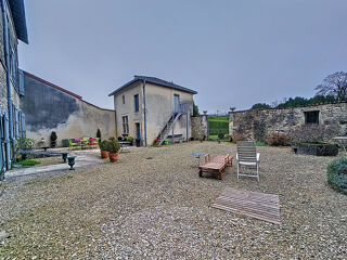  Maison � vendre 8 pi�ces 218 m�