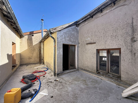   MAISON DE VILLAGE À FINIR DE RÉNOVER Maison - 6 pièce(s) - 150 m²