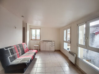  Appartement à louer 1 pièce 25 m²