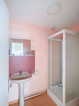  Appartement à louer 1 pièce 16 m²