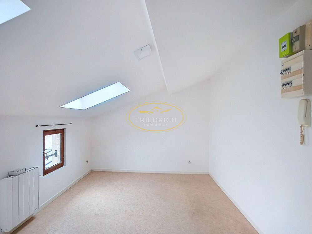 Location Appartement STUDIO - CENTRE-VILLE Bar le duc