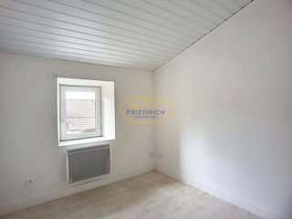  Appartement à louer 1 pièce 25 m²