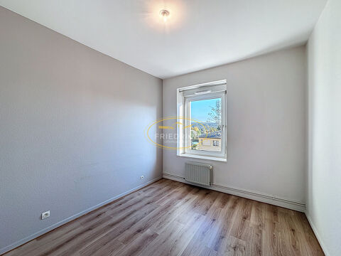  Appartement  louer 4 pices 72 m