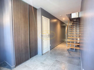  Maison � louer 4 pi�ces 121 m�