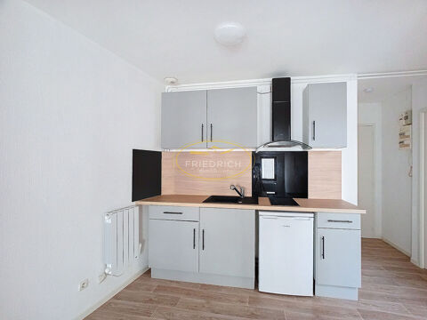   DISPONIBLE MI-FEVRIER : AGR�ABLE T2 CENTRE-VILLE - BAR-LE-DUC Appartement - 2 pi�ce(s) - 31 m�