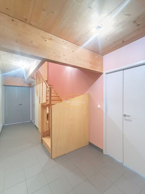  Appartement � louer 3 pi�ces 93 m�