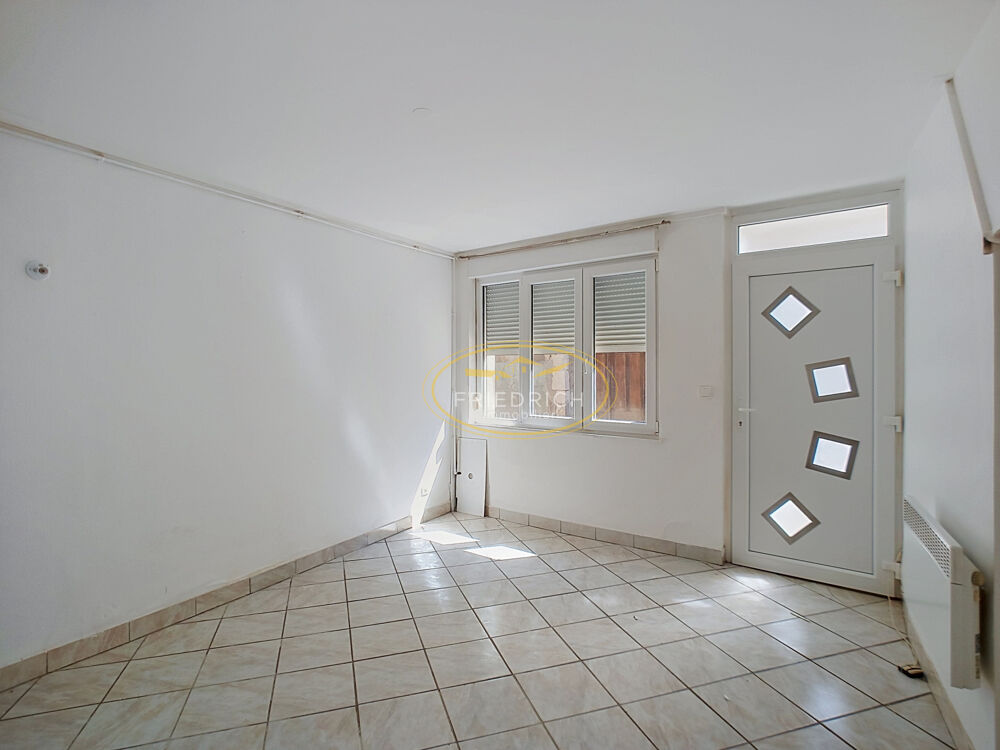 MAISON DE VILLAGE TYPE F4bis PROCHE DU CENTRE VILLE - GONDRECOURT-LE-CHÂTEAU