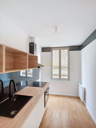  Appartement à louer 3 pièces 72 m²